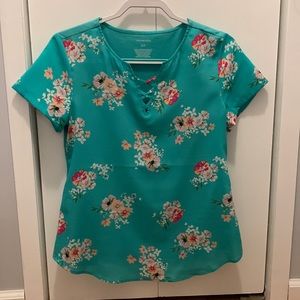 Floral blue short sleeve blouse, size small.